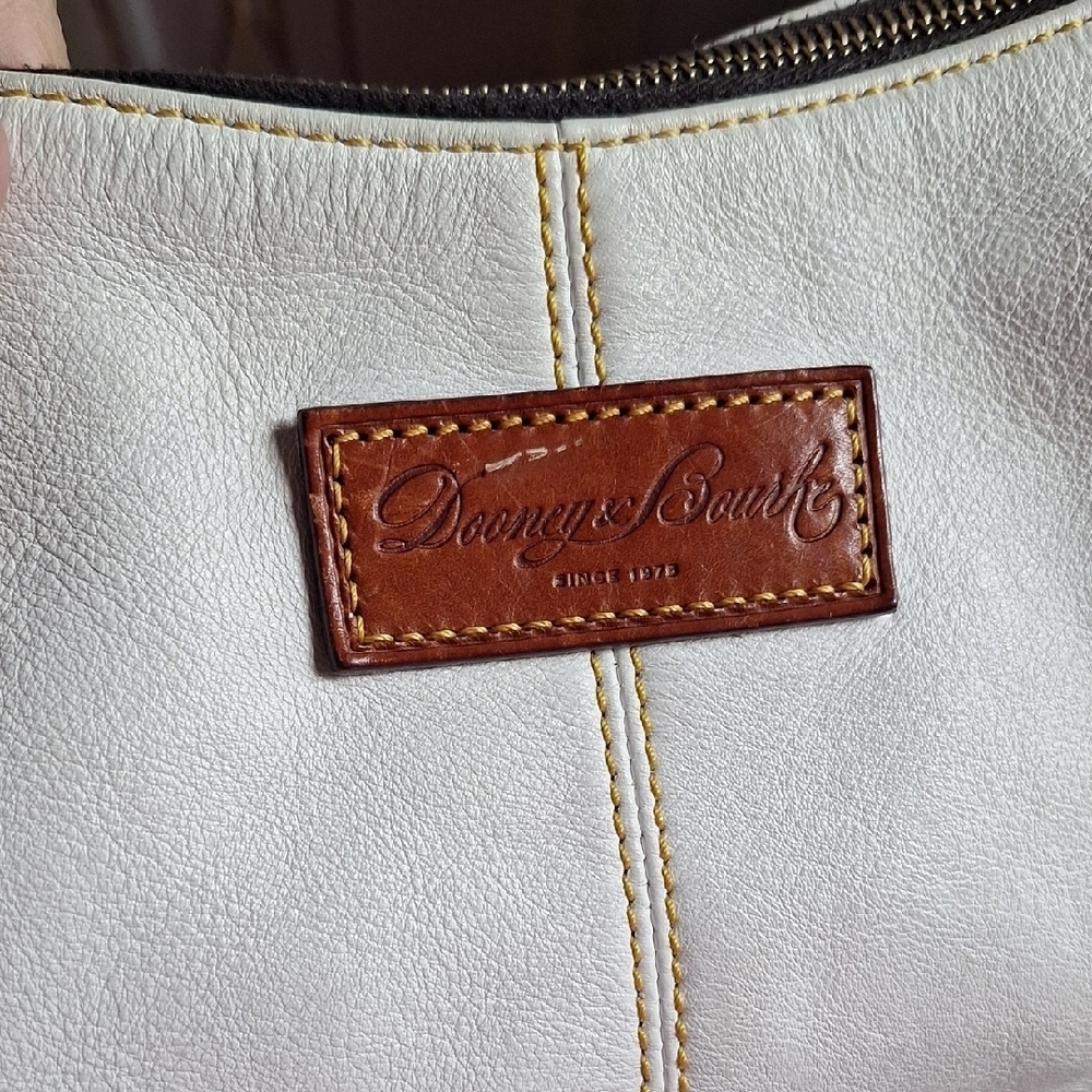 Dooney & Bourke Cream and Brown Leather Shoulder Bag - Picture 3 of 16